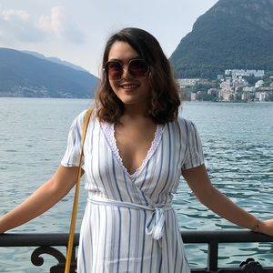 Meet your Posher, Lauren